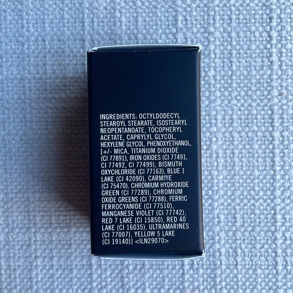 MAC pigment ROSE color 4.5g - Picture 6 of 9